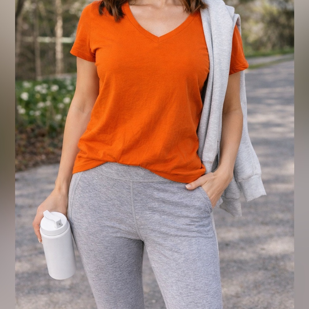 Fanatics Orange V-Neck T-Shirt Size S Casual Athleisure Basic Tee